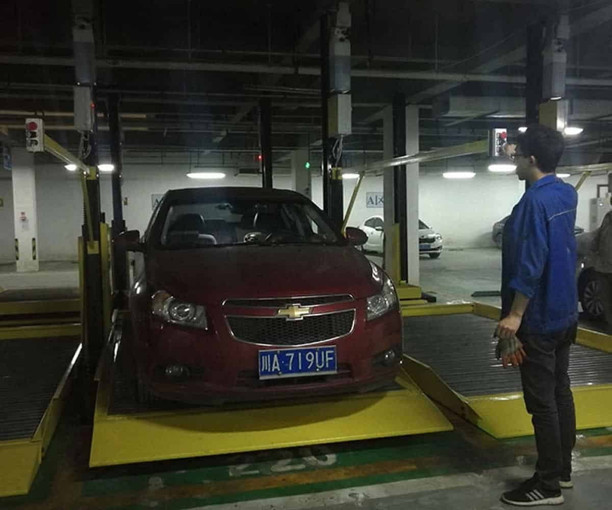 簡易式機(jī)械停車庫維保.jpg